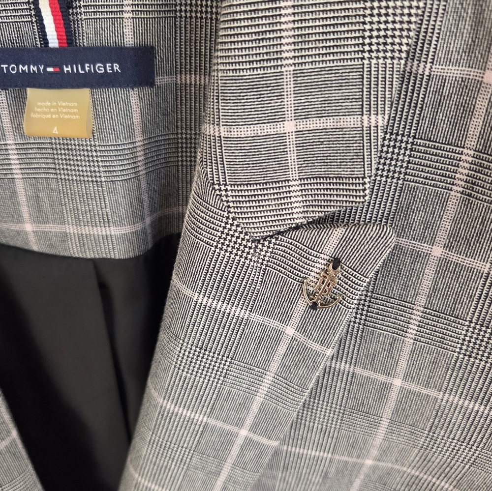 Tommy Hilfiger Gray Plaid Woman's Blazer